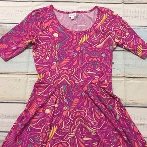 Beautiful Bright Colored Nicole